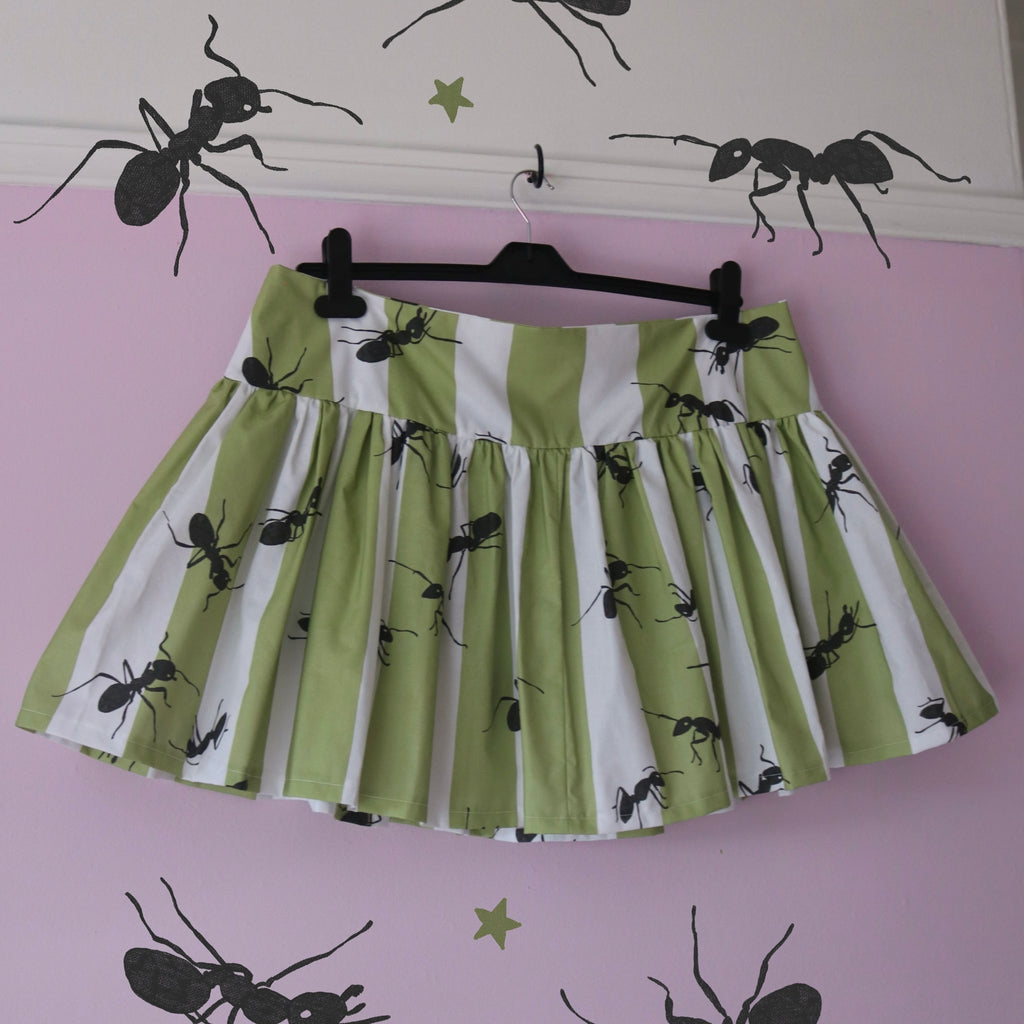 Green Ants Mini Ruffled Skirt (UK16)